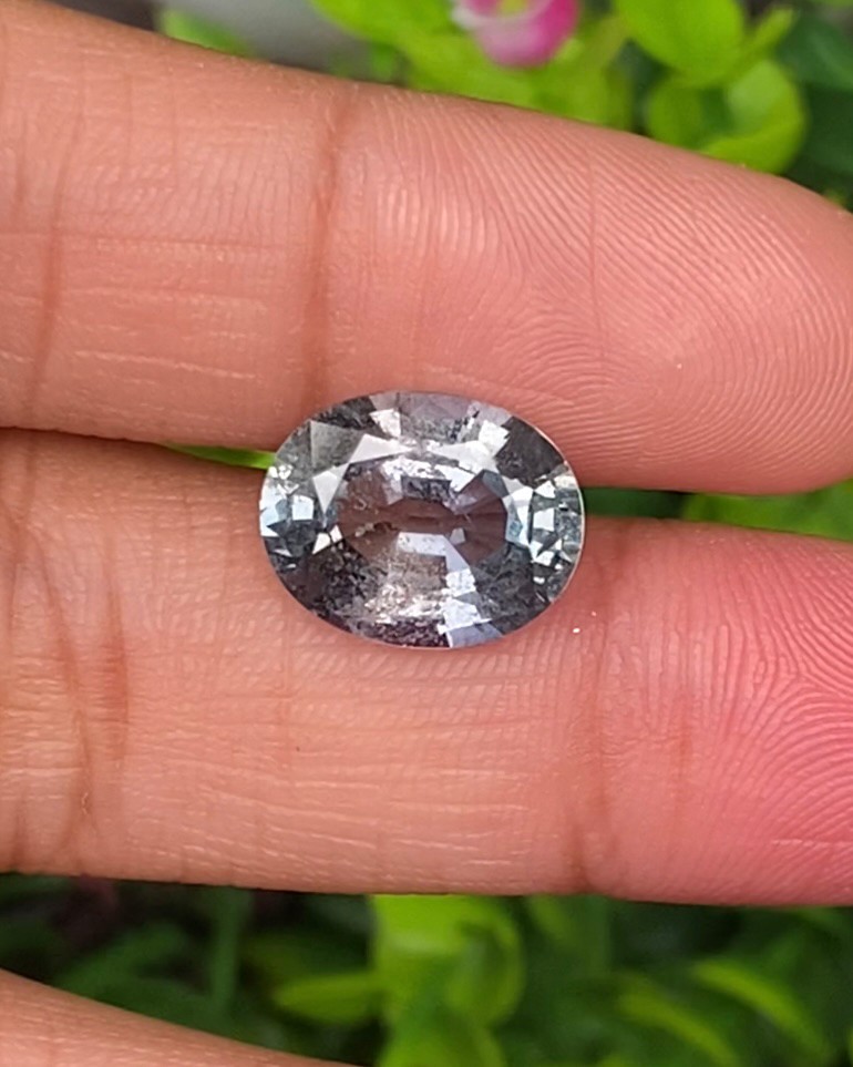 พลอย ซิวเวอร์ แซฟไฟร์ Silver Sapphire 7.02 กะรัต (Cts.) ดิบ Unheated พลอยแท้ อัญมณีมงคลประจําวันเกิด เครื่องประดับพลอย