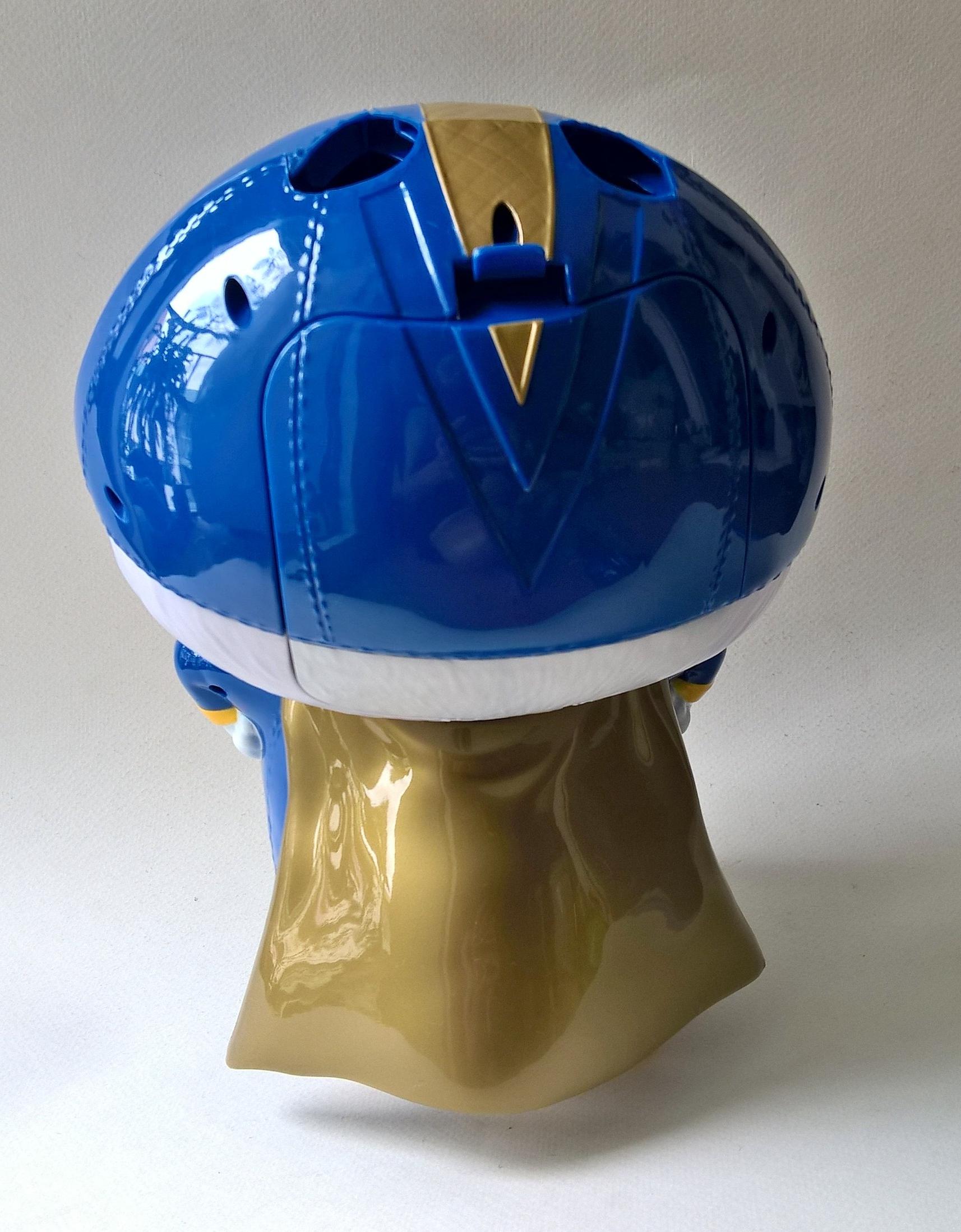 ของสะสม ถังข้าวโพดรูปตัวกระต่ายสีน้ำเงิน "Snow Ball" จากภาพยนต์ อนิเมชั่นเรื่อง Pet2 ขนาดประมาณ 25 *20 cm, +หู สูง 18 cm.