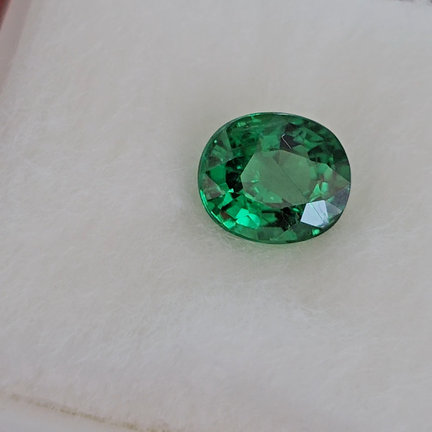 พลอย ซาโวไรท์ Tsavorite Garnet 1.28 กะรัต (Cts.) ดิบ Unheated พร้อมใบเซอร์ อัญมณีมงคลประจําวันเกิด เครื่องประดับพลอย