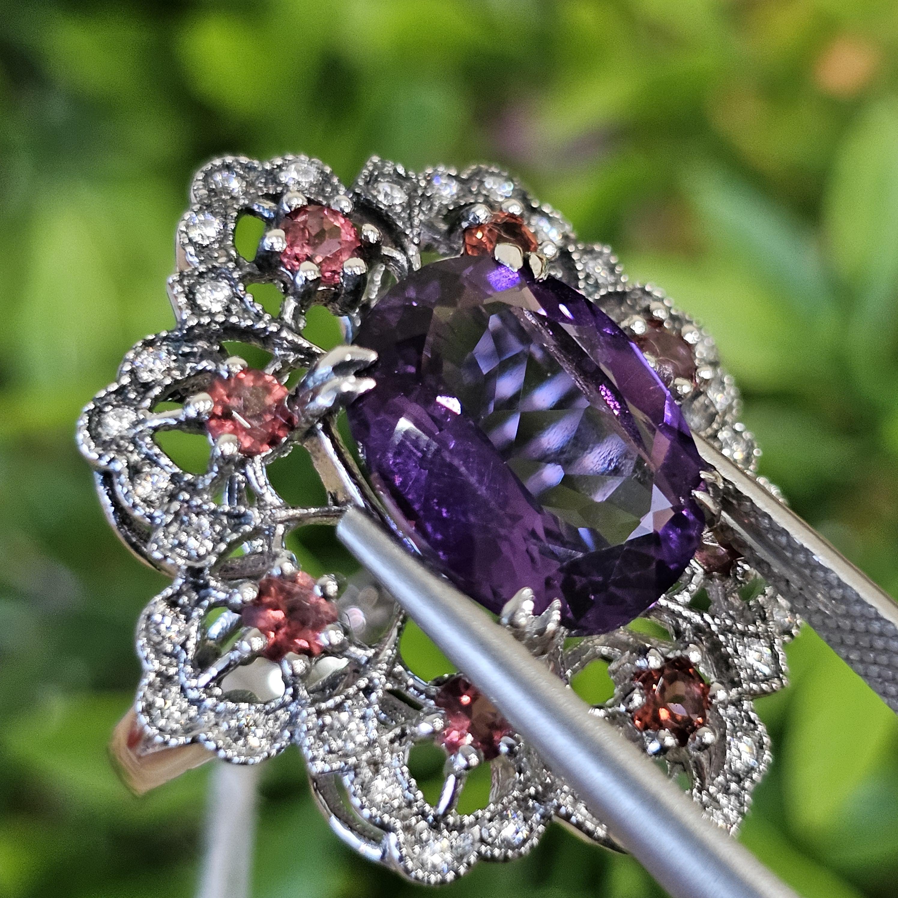 แหวนอเมทิส ตัวเรือนเงิน 56 ชุบทองคำขาว/โรเดียม ประดับด้วย เพชร CZ คัดคุณภาพ