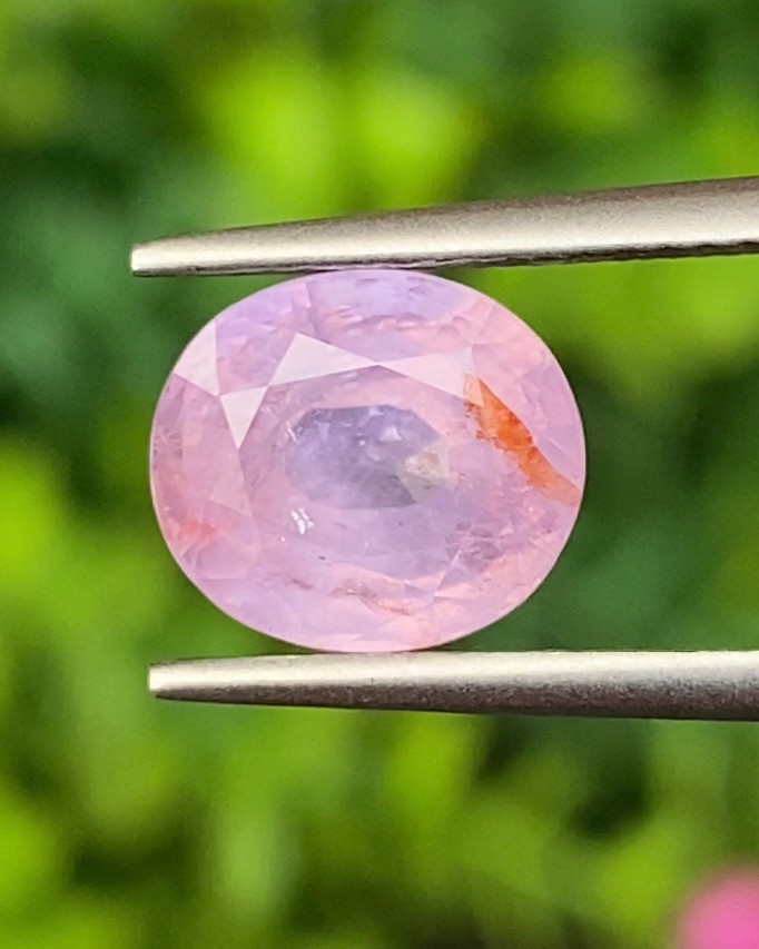 พลอย พัดพารัดชา Padparadscha Sapphire 3.60 กะรัต (Cts.) ดิบ ไม่ผ่านการเผา (Unheated) พร้อมใบเซอร์ พลอยแท้ อัญมณีมงคลประจําวันเกิด เครื่องประดับพลอย