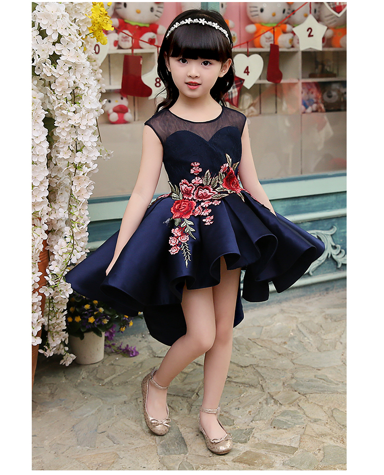 Pre-order ชุดราตรีเด็ก ชุดออกงาน ชุดแฟนซี ชุดกระโปรง สไตล์เจ้าหญิง แขนกุด ผ้าลูกไม้ช่วงอก แต่งดอกไม้ช่วงเอว กระโปรงผ้าไหมดัชเชต ปล่อยชายยาว มีซิปหลัง