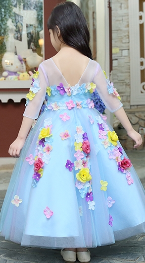 Pre-order ชุดแฟนซี ชุดกระโปรง สไตล์เจ้าหญิง แขนยาว แต่งดอกไม้สามมิติหลากสี กระโปรงฟูฟ่อง มีซิปหลัง