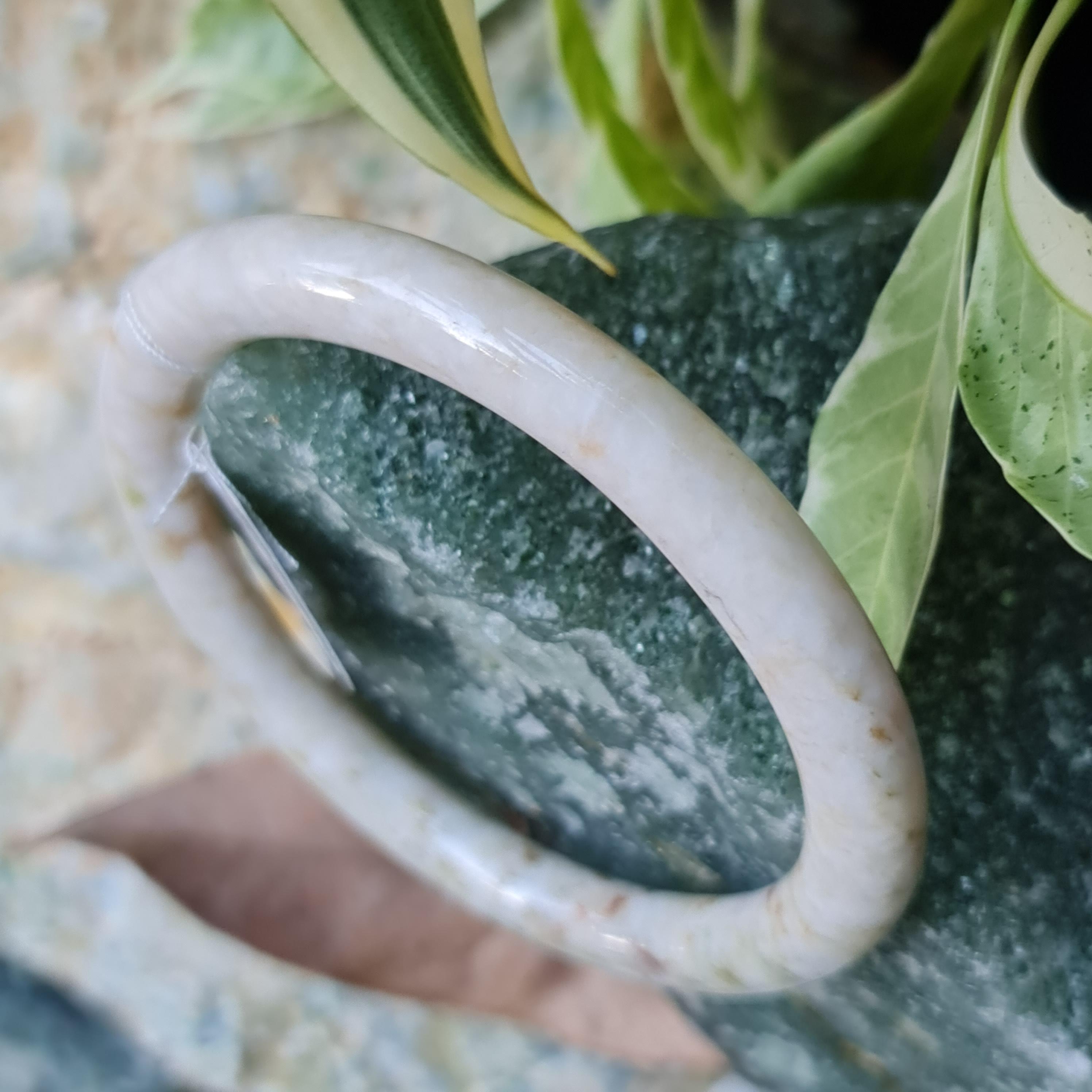 JB6711192 หยก พม่า แท้ Jade กำไลหยก 63.2 มม. (Jadeite bracelet) พม่า (Myanmar)