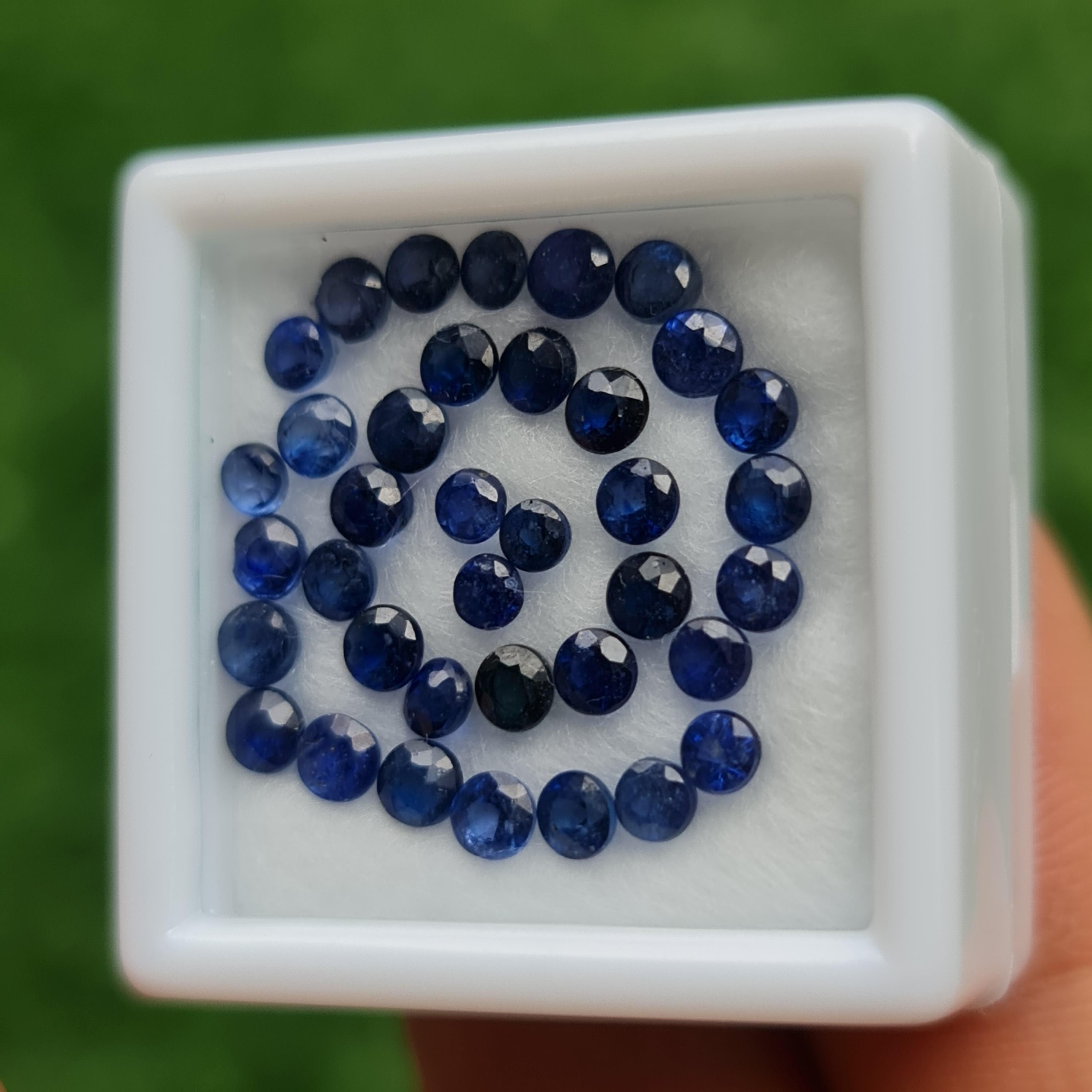 พลอย ไพลิน blue sapphire 5.92 กะรัต (Cts.) 55 เม็ด (pcs.) พลอยแท้ อัญมณีมงคลประจําวันเกิด เครื่องประดับพลอย