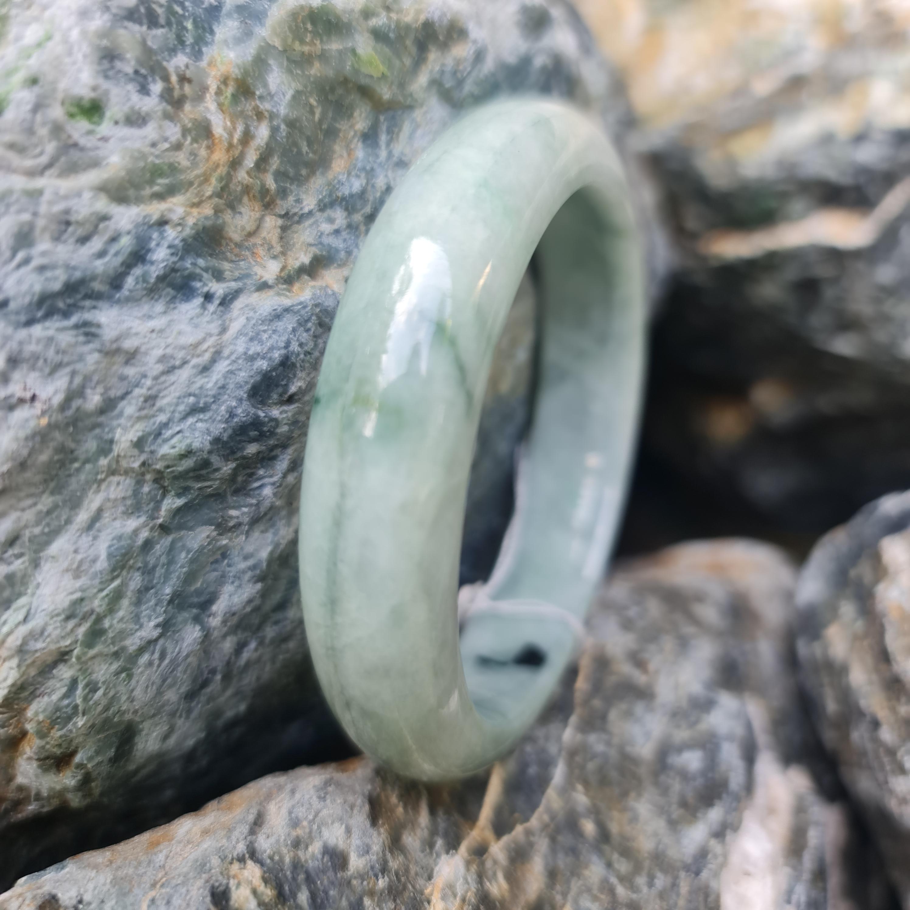 JB6804045 หยก พม่า แท้ Jade กำไลหยก 57.4 มม. (Jadeite bracelet) พม่า (Myanmar)