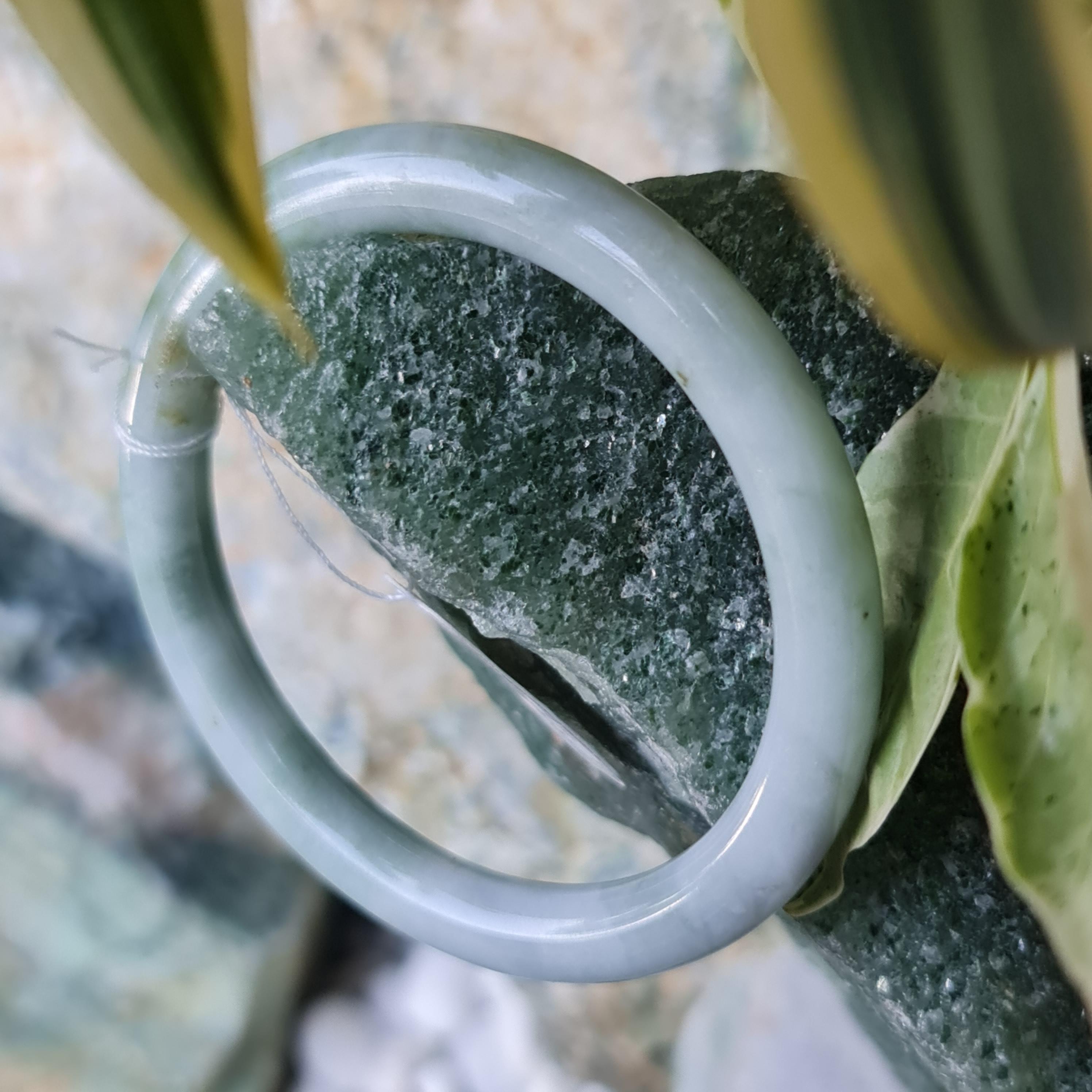 JB6711047 หยก พม่า แท้ Jade กำไลหยก 51.8 มม. (Jadeite bracelet) พม่า (Myanmar)