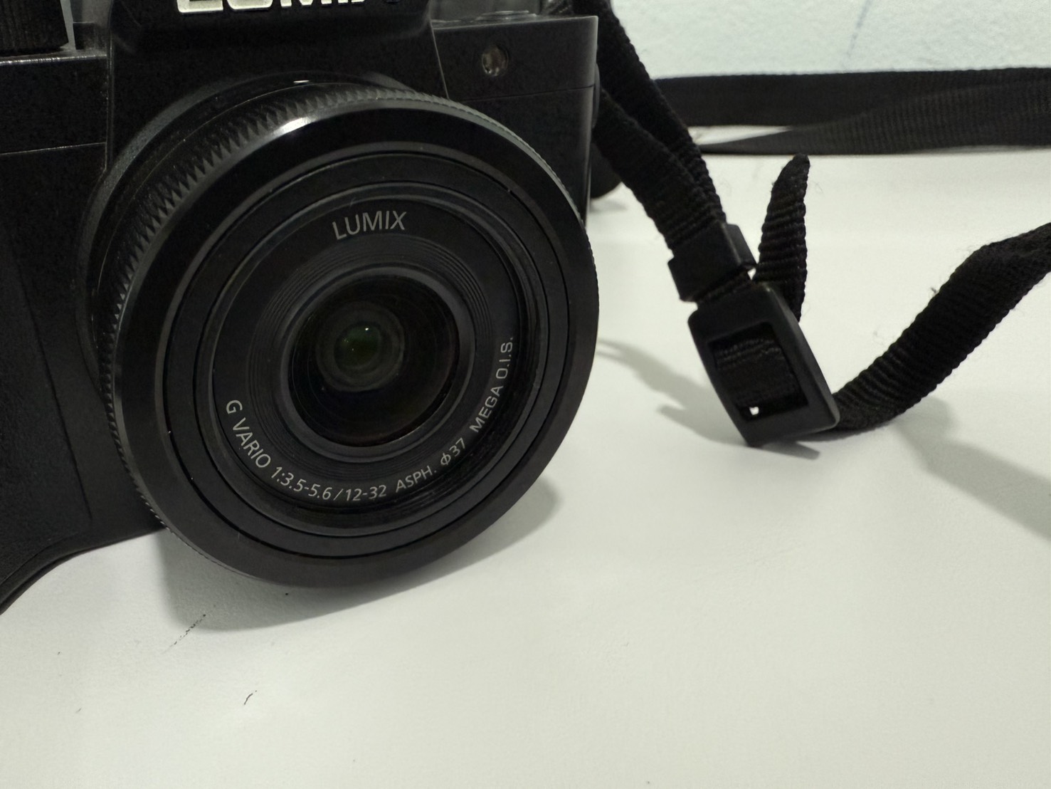 กล้อง Lumix DC-G100 + ขาตั้ง + กระเป๋า