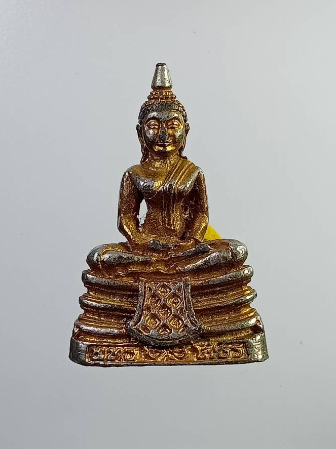 L408 รูปหล่อ พระพุทธโสธร หลังธรรมจักร