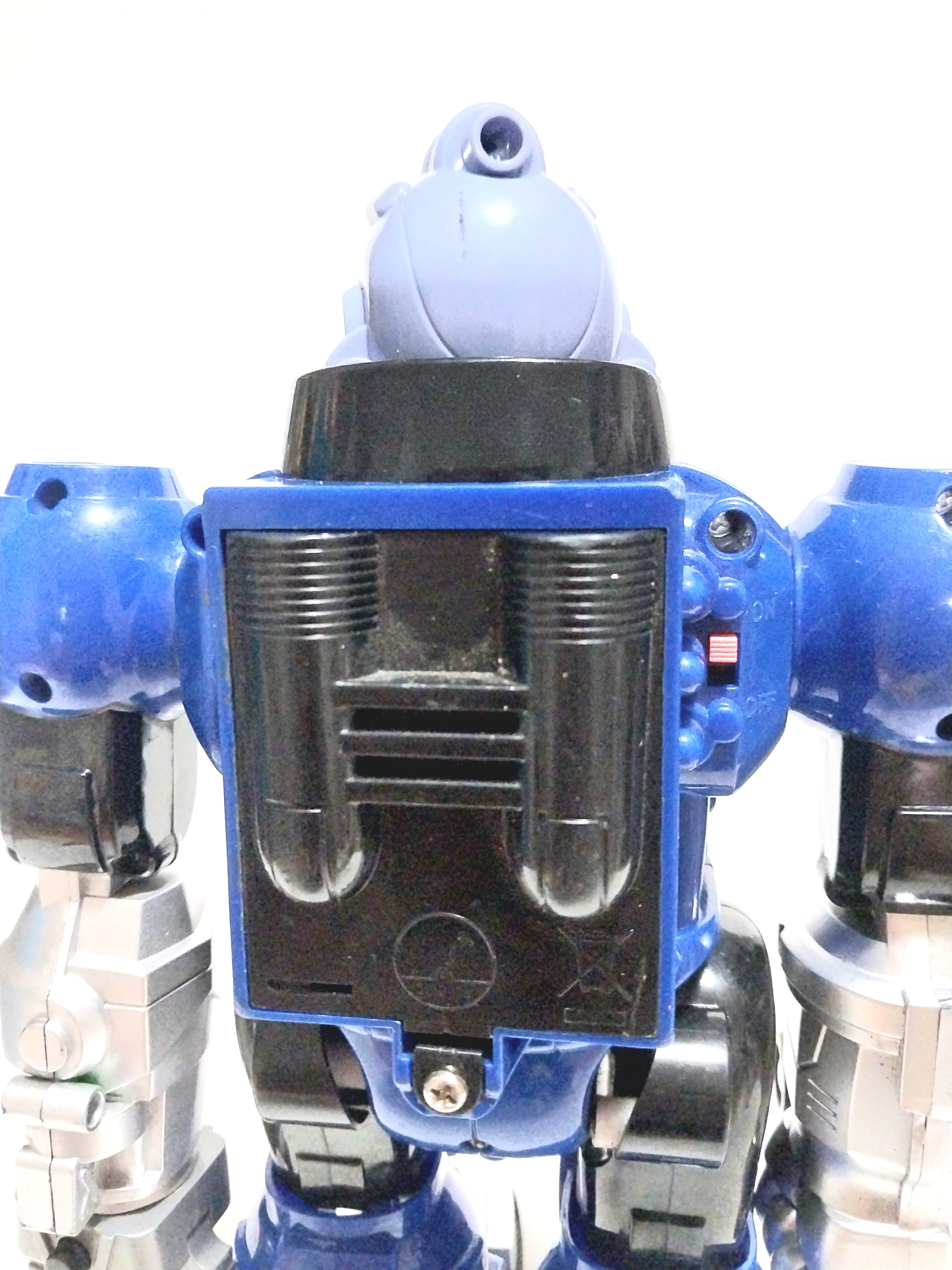 มีหลายภาพ,หุ่นยนต์ของเล่นเก่า ยุค80-90**ระบบไฟไม่ติด ขนาดใหญ่ ประมาณ 10นิ้ว ตามภาพ