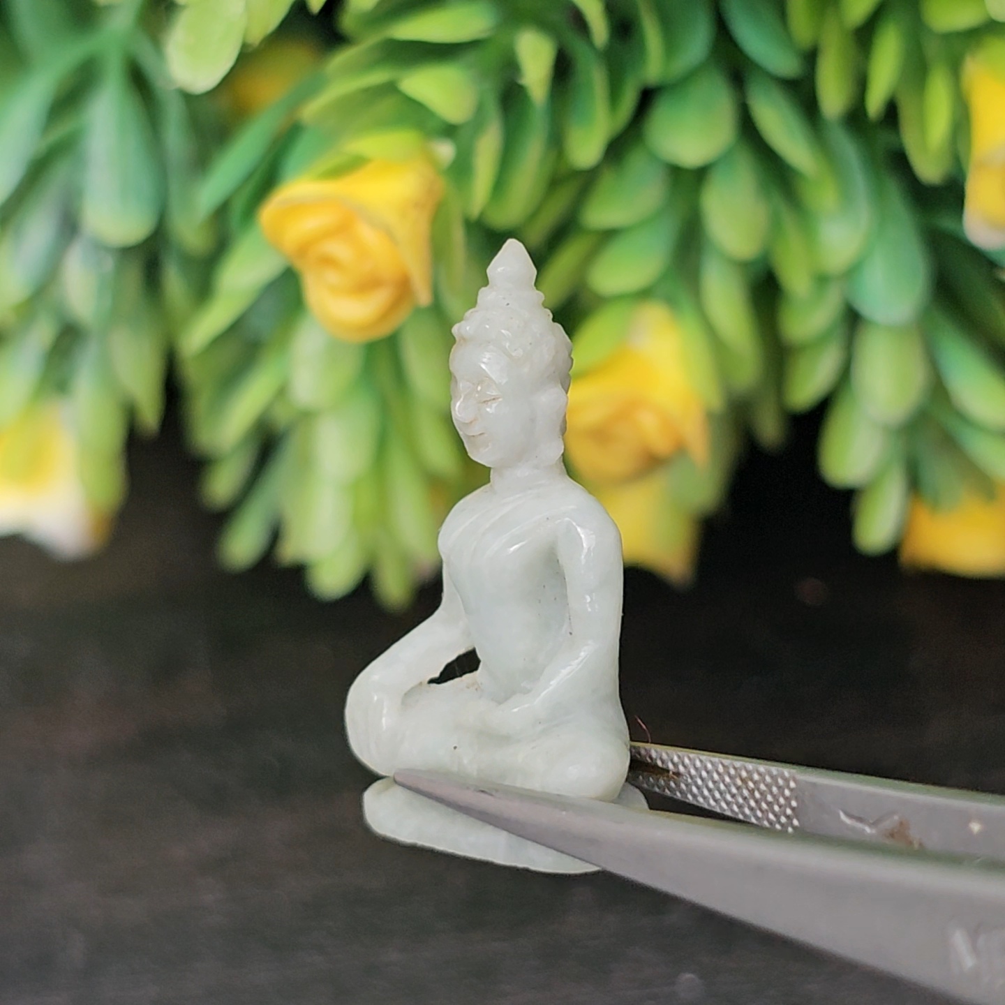 หยก แกะสลัก รูป พระ (Burmese jadeite) 16.83 กะรัต (cts.) หยก พม่า แท้