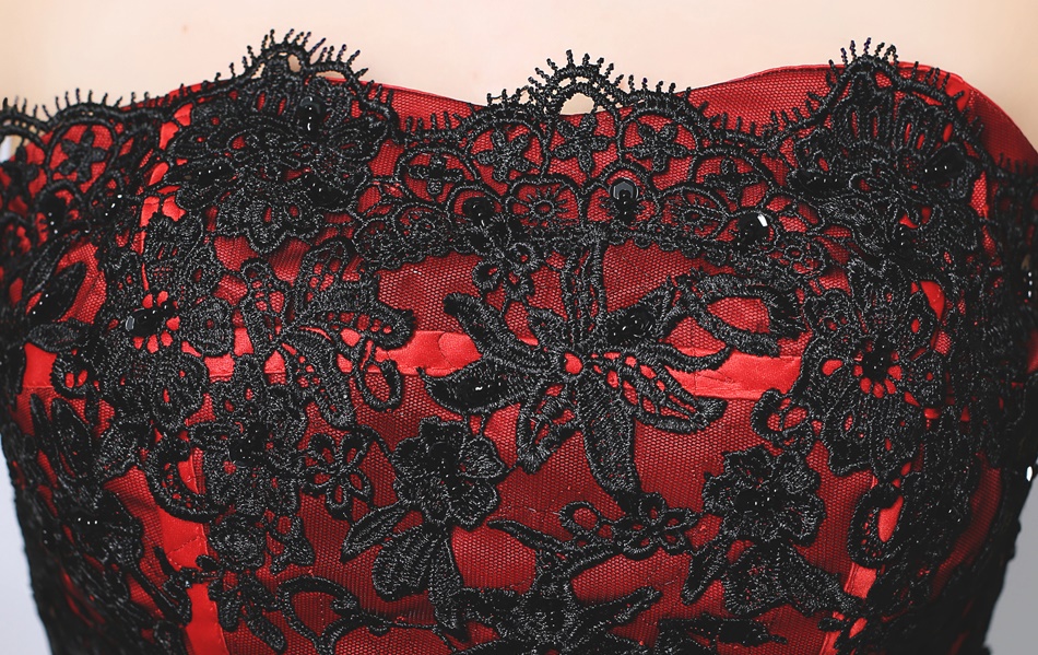 Pre-orderชุดแฟนซีชุดราตรียาวเกาะอกสีดำแดงแต่งผ้าลูกไม้สไตล์เจ้าหญิง