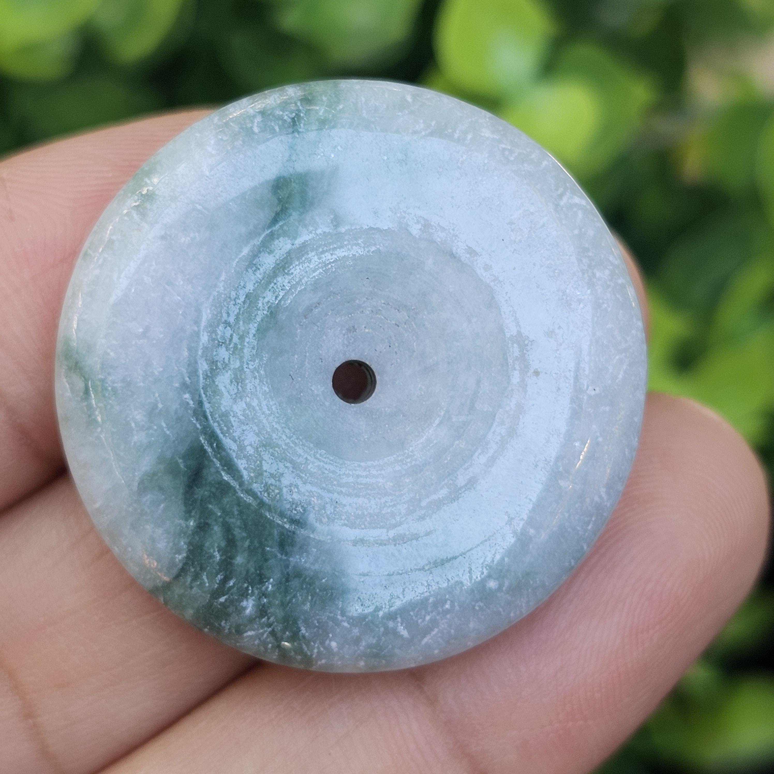 หยก พม่า แท้ Jade จี้โดนัทหยก (Bi-dise jadeite) พม่า (Myanmar) 74.33 กะรัต (Cts.)