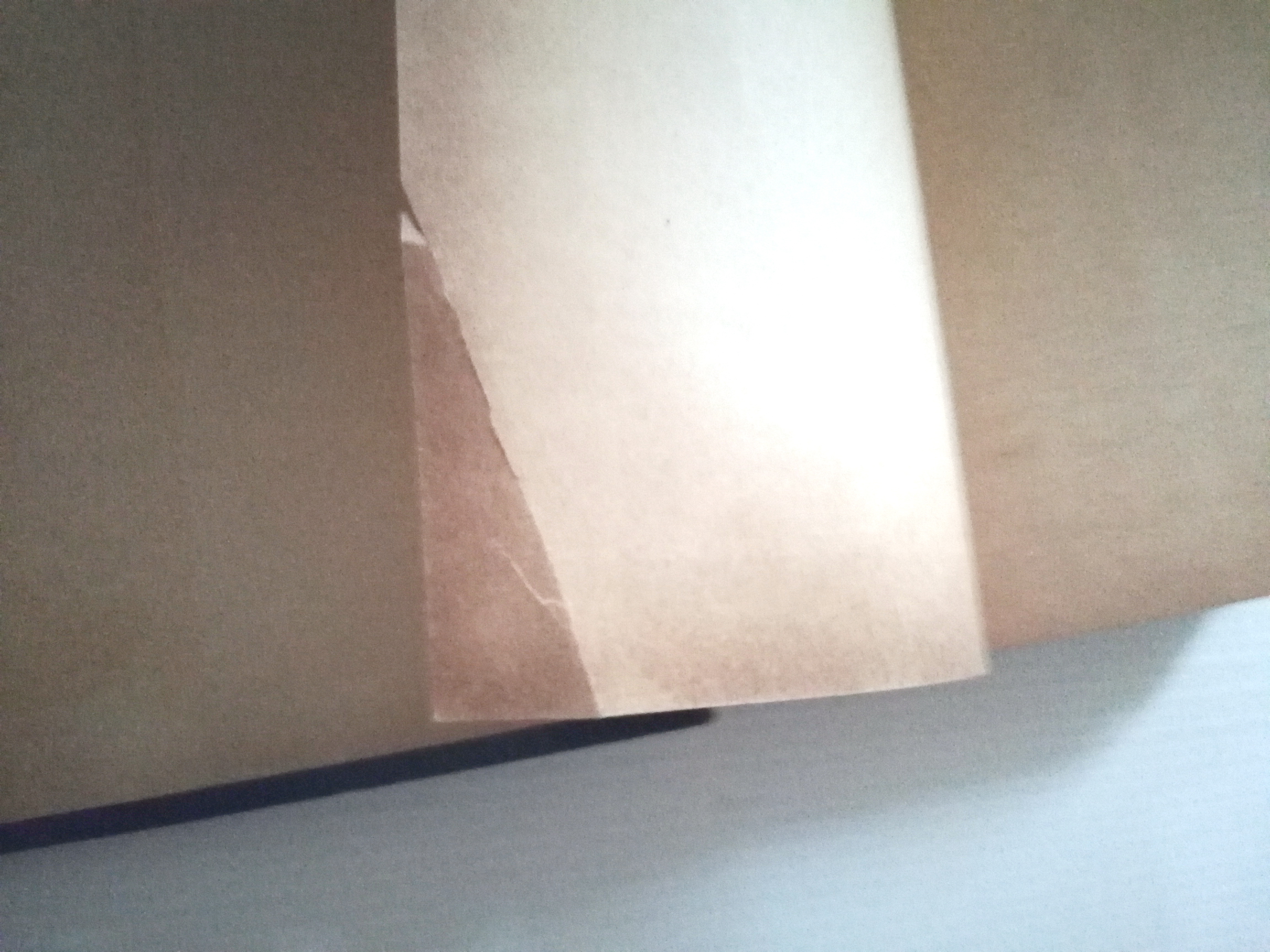 หนังสือนิยายเก่า ปี 2514 **หนังสือเก่ามีตำหนิตามภาพ"พระจันทร์แดง เล่ม1 " โดย ชูวงศ์ ฉายะจินดา