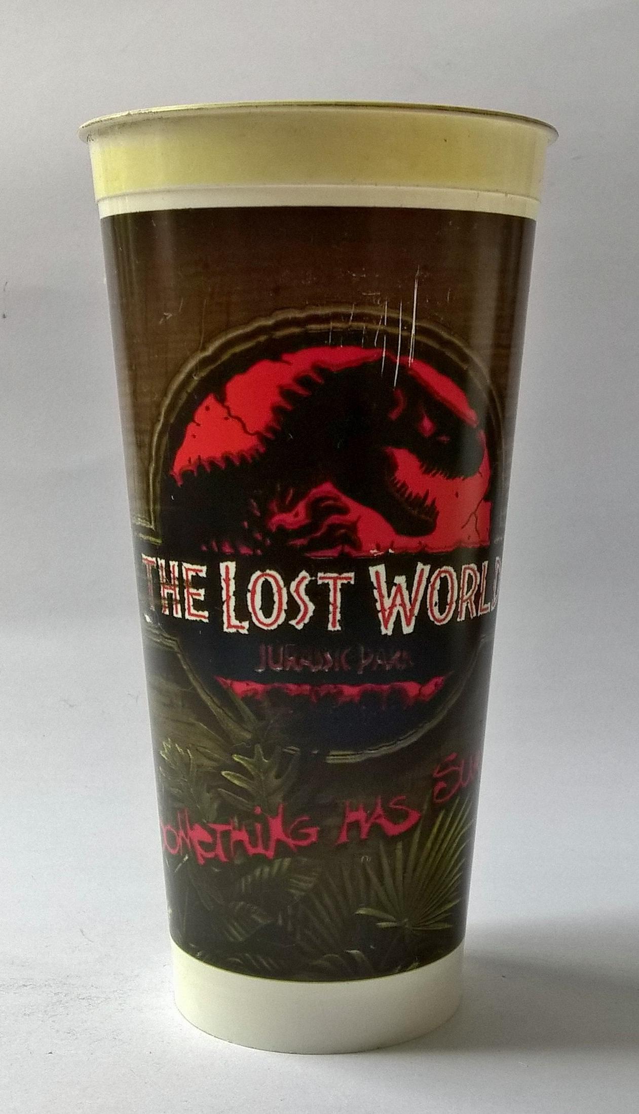 แก้วน้ำพลาสติกงานเก่า จากภาพยนต์เรื่อง เดอะ ลอส เวิล์ด จูราสสิก พาร์ค Jurassic Par2 The Lost World (1997) ของสะสมจาก EGV ของเก่า โปรดตรวจสอบทุกภาพ
