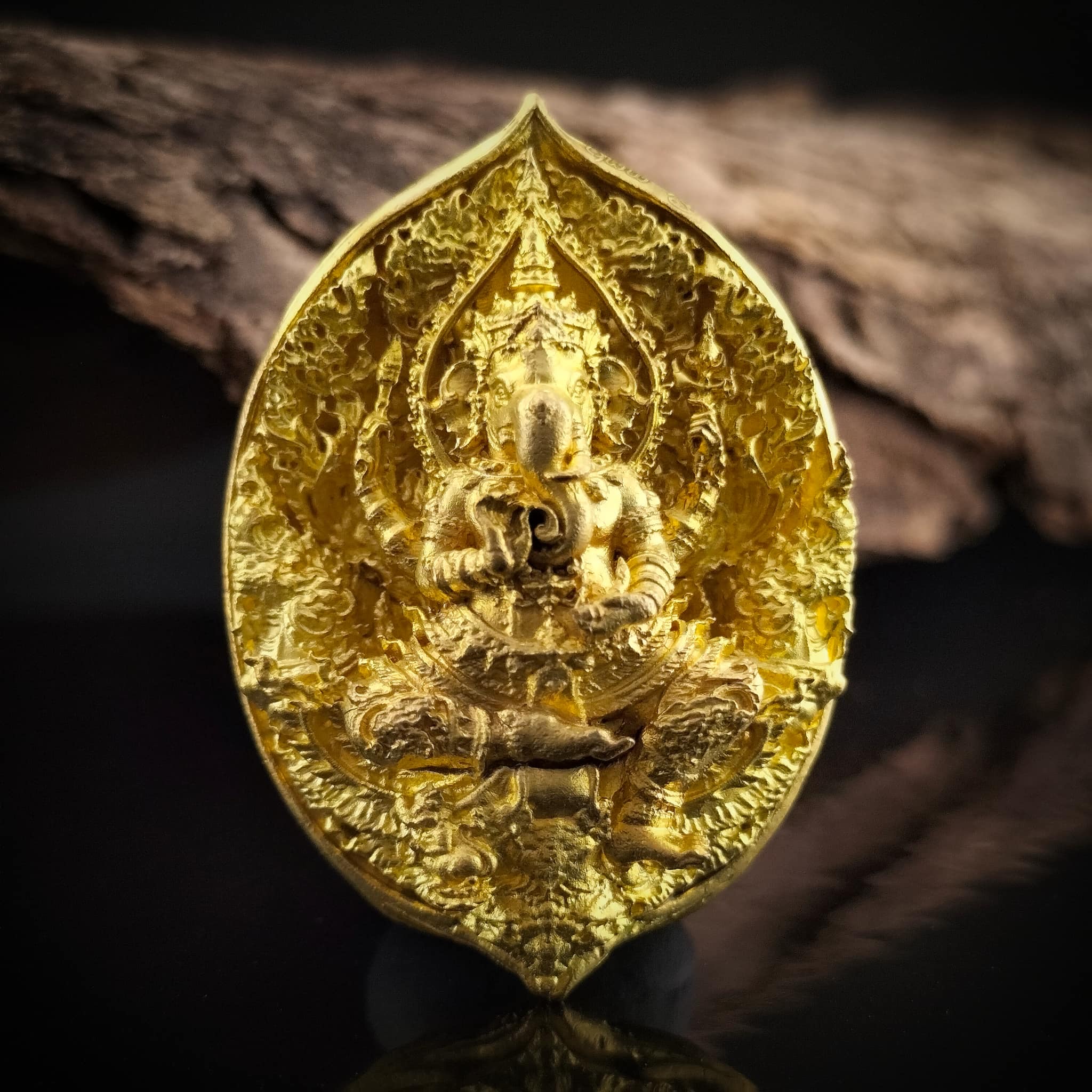 พระพิฆเณศหลังพญาครุฑ รุ่น จิตสมปรารถนา