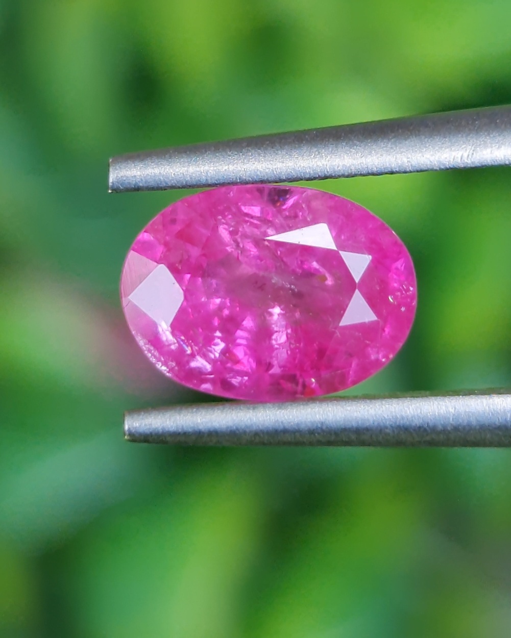 พลอย ชมพู พิ้ง แซฟไฟร์ Pink Sapphire 1.15 กะรัต (Cts.) พลอยแท้ อัญมณีมงคลประจําวันเกิด เครื่องประดับพลอย