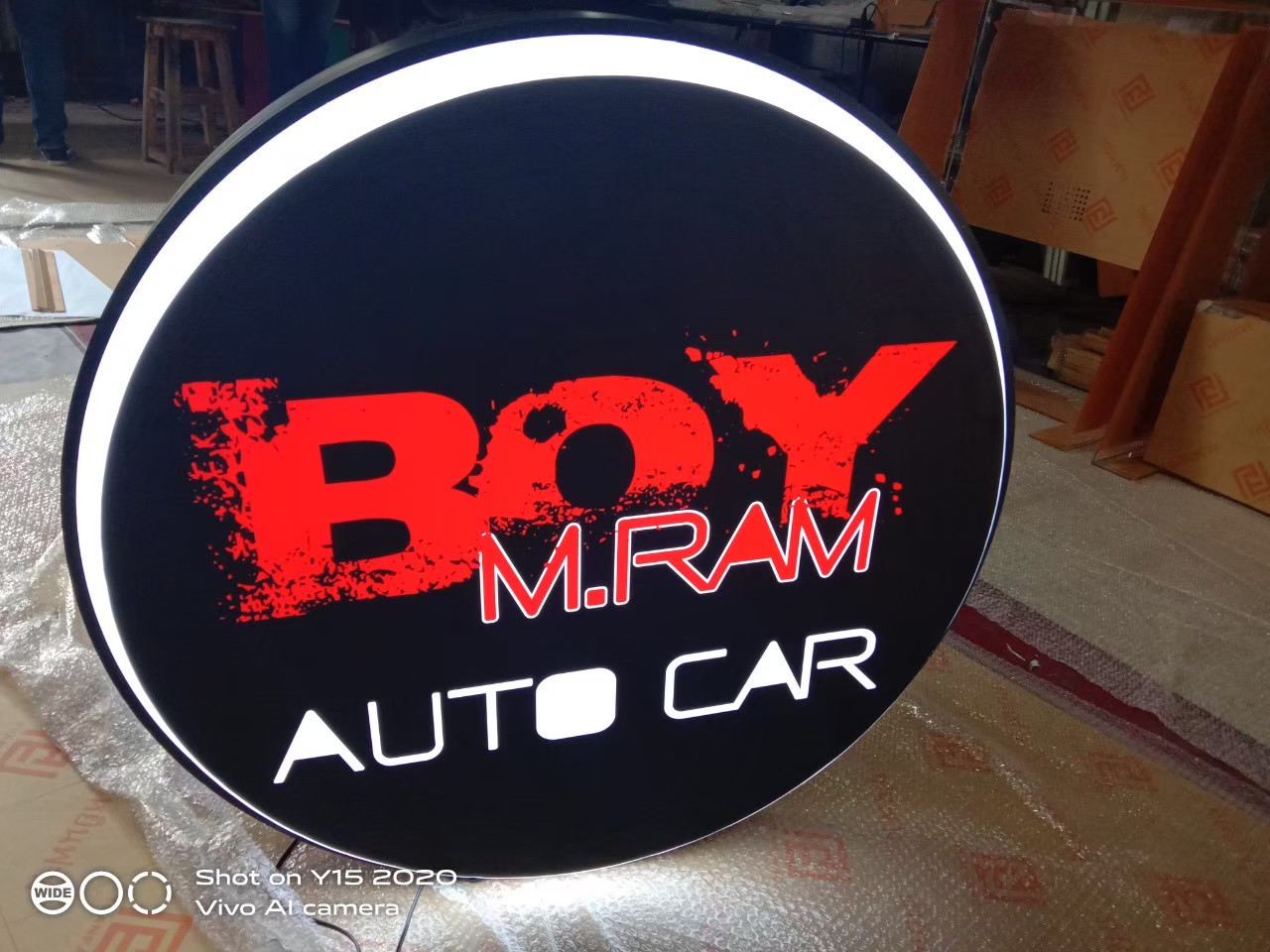 ป้ายกล่องไฟ