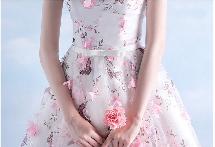 Pre-order ชุดราตรีสั้น ชุดเพื่อนเจ้าสาว ตกแต่งด้วยลายดอกไม้ทั้งชุด กระโปรงผ้าแก้ว สีชมพู สีครีมแชมเปญ สีม่วง (เชือกผูกหลัง)