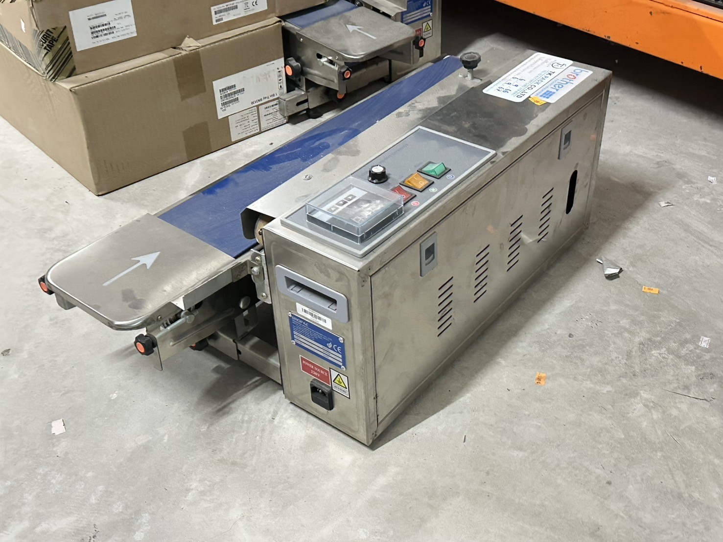 เครื่องซีลสายพาน