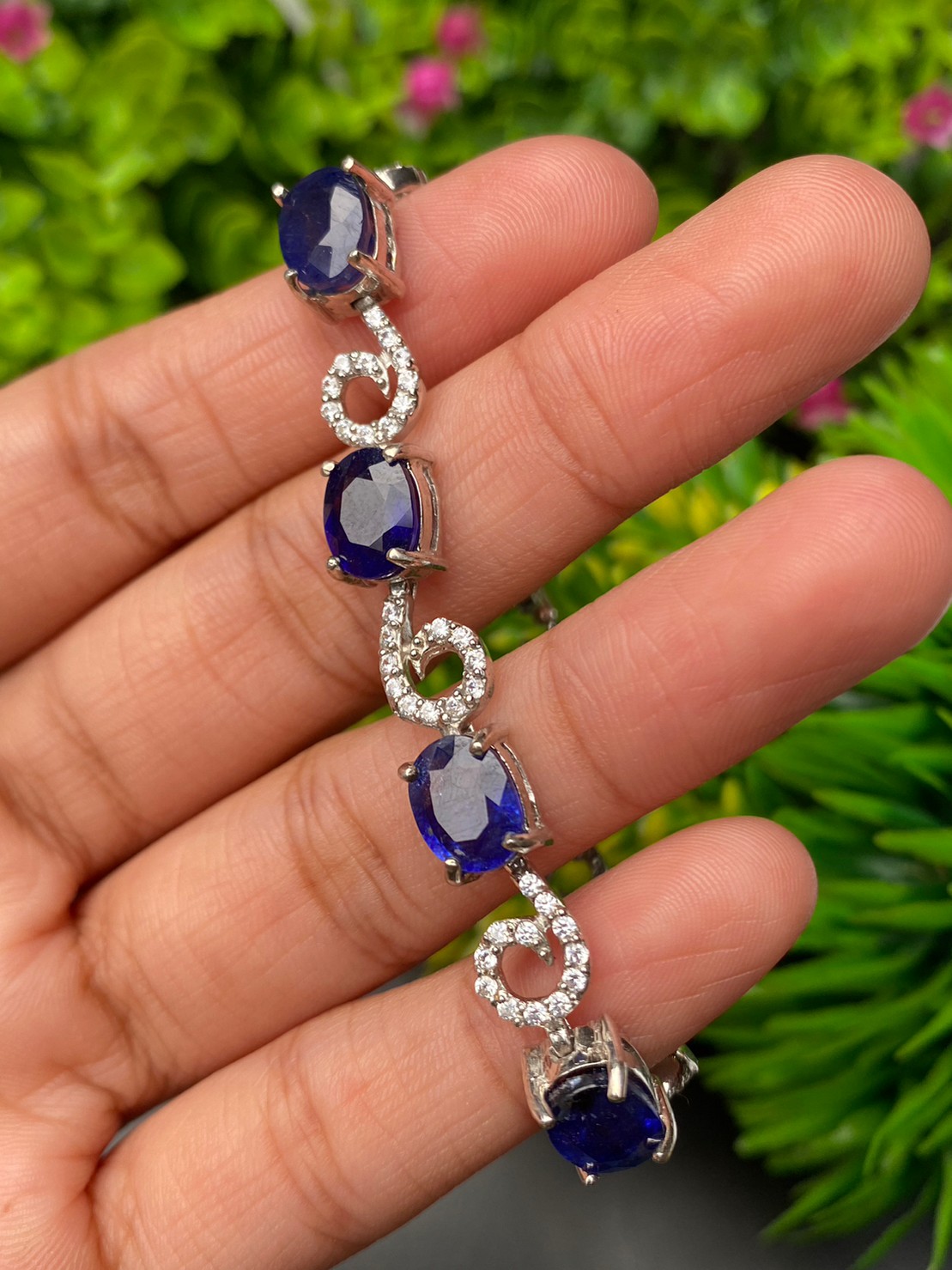 สร้อยข้อมือ พลอยแท้ ไพลิน Blue Sapphire Bracelet 12 กะรัต 4 เม็ด พลอยแท้ อัญมณีมงคลประจําวันเกิด เครื่องประดับพลอย