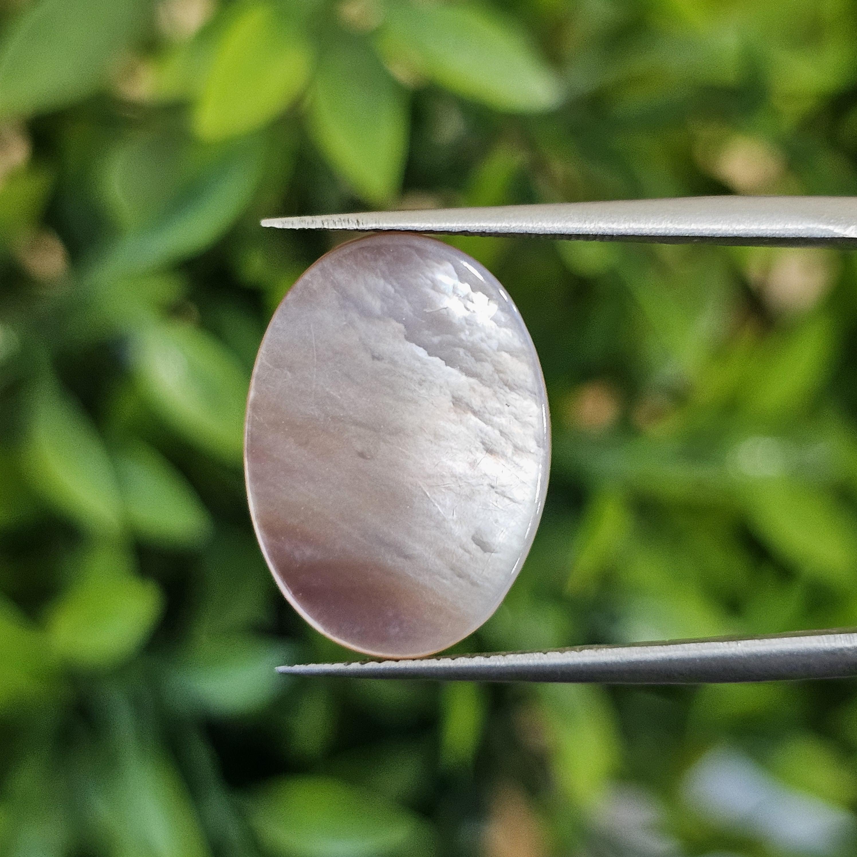 เปลือกหอยมุก แกะสลัก Pearl Shell Carved 4.12 กะรัต (Cts.)