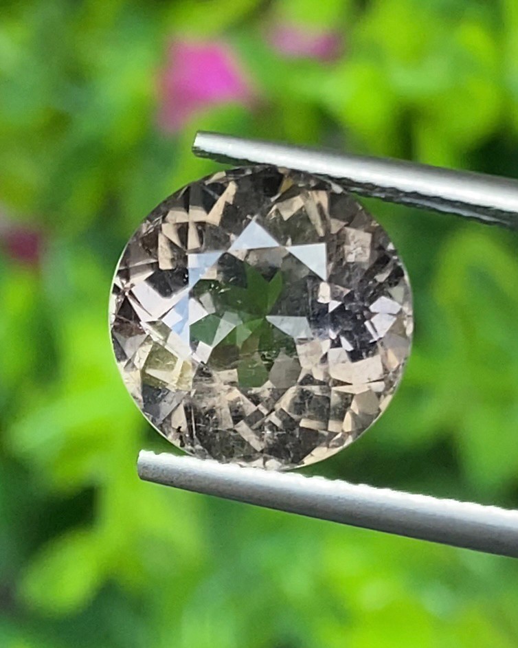 พลอย ทัวร์มาลีน Tourmaline 6.67 กะรัต (Cts.) พลอยแท้ อัญมณีมงคลประจําวันเกิด เครื่องประดับพลอย