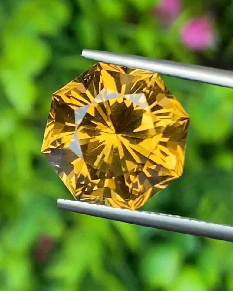 พลอย ซิทริน Citrine 9.43 กะรัต (Cts.) พลอยแท้ อัญมณีมงคลประจําวันเกิด เครื่องประดับพลอย