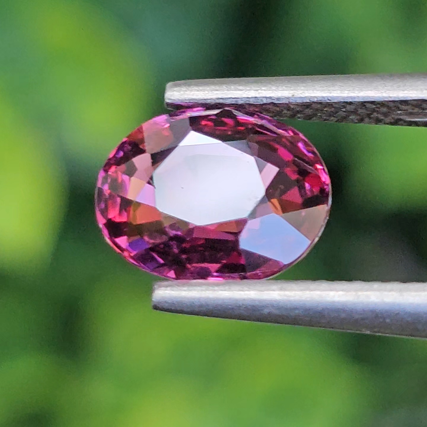 พลอย อุมบาไลต์ การ์เน็ต Umbalite Garnet 1.56 กะรัต (Cts.) ดิบ Unheated ลอยแท้ อัญมณีมงคลประจําวันเกิด เครื่องประดับพลอย