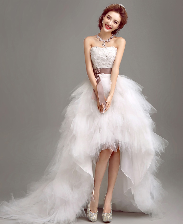 Pre-order ชุดแฟนซี ชุดเจ้าสาว ชุดราตรี สีขาว เกาะอก หน้าสั้นหลังยาว เชือกผูกหลัง