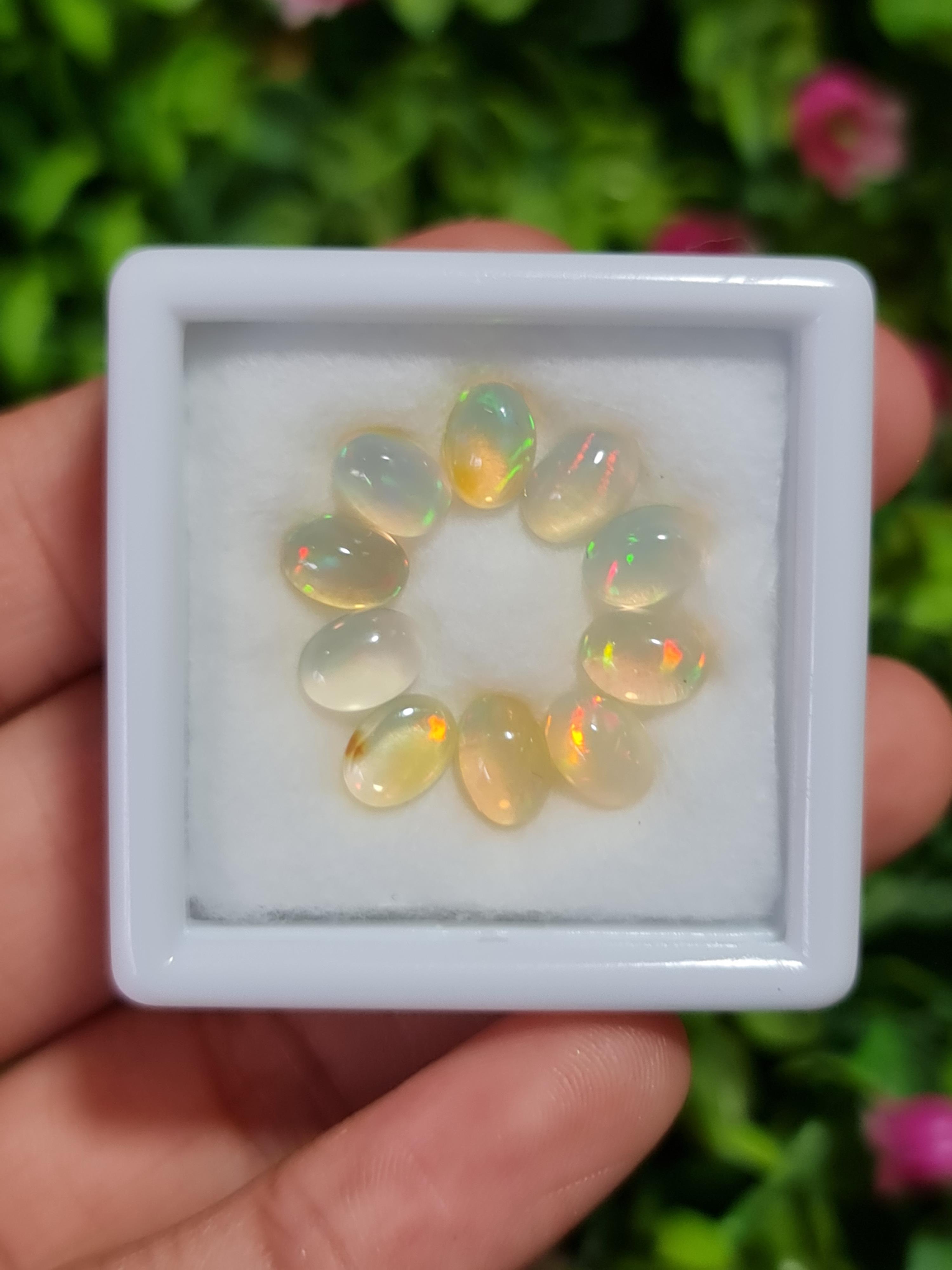 พลอย โอปอล Opal 6.58 กะรัต (Cts.) 10 เม็ด (Pcs.) พลอยแท้ อัญมณีมงคลประจําวันเกิด เครื่องประดับพลอย