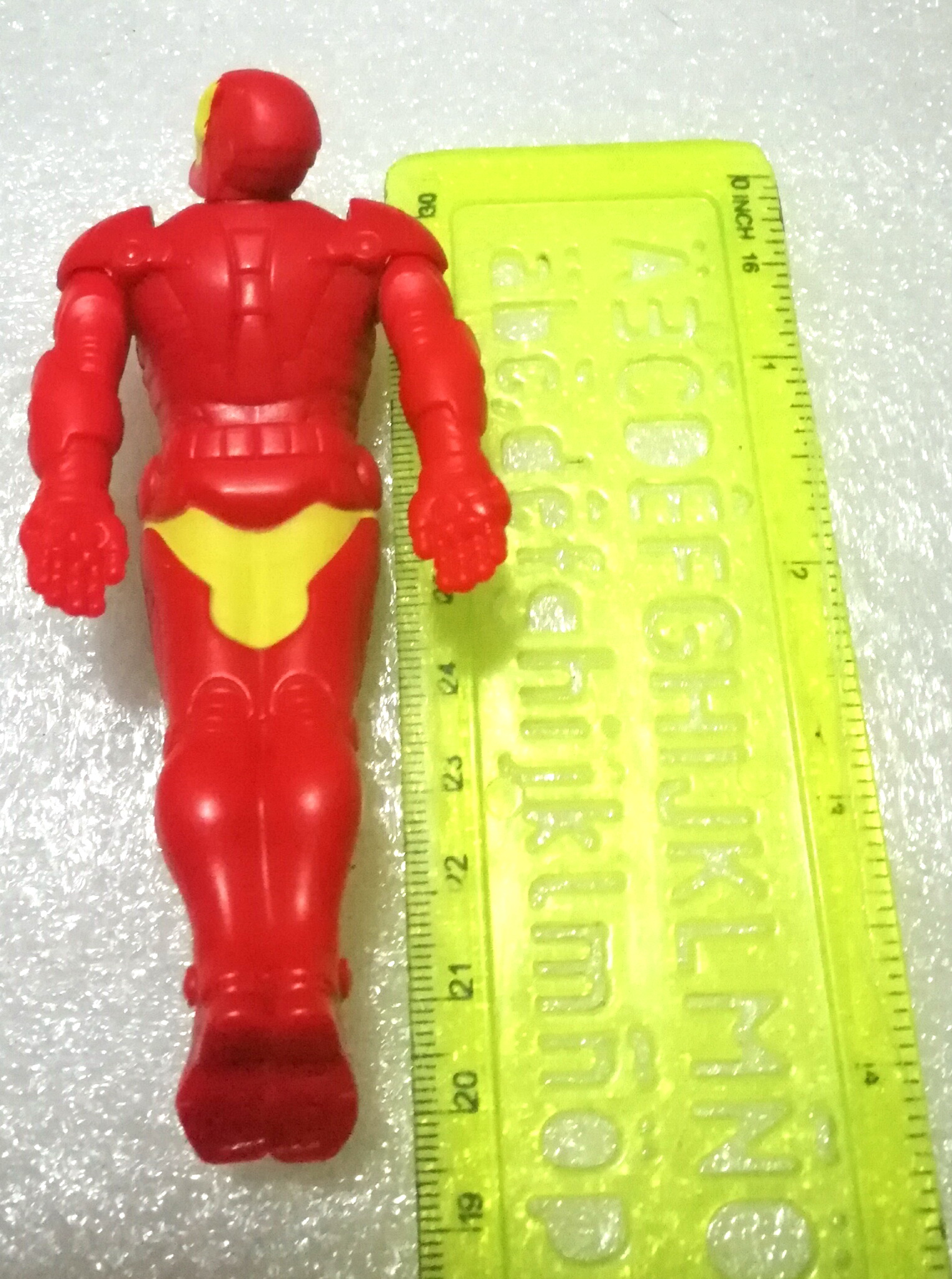 โมเดล ไออ้อนแมนท่าเหาะ pull back **มีตำหนิ โปรดตรวจสอบทุกภาพ, Pull back model "Iron Man"