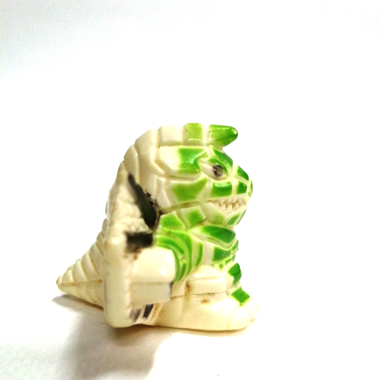 ซอฟสวมนิ้ว สัตว์ประหลาดอุลตร้าแมนโดราโก้ มีรอยบ้าง