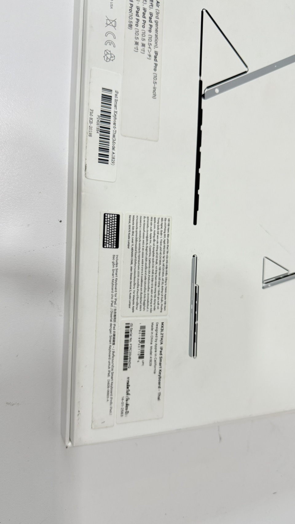 iPad Smart Keyboard-Thai(Model A1829)