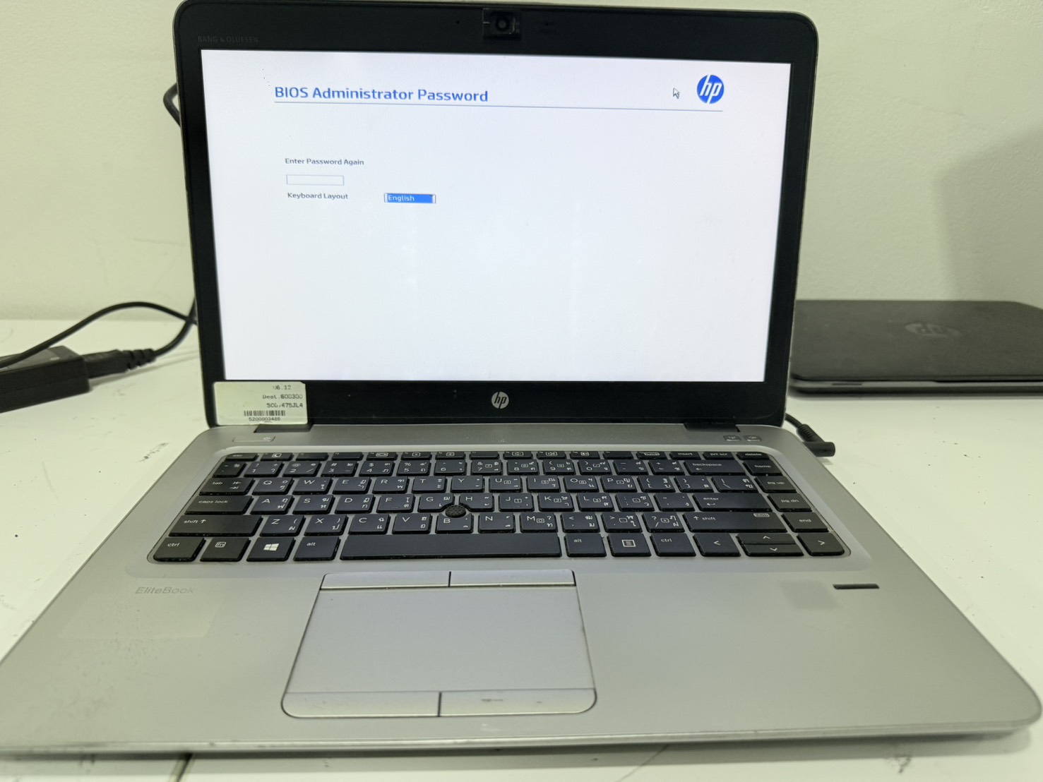 Notebook HP EliteBook 840 G4 (i5-7300U/8GB/M.2 256GB) ไม่มี Adapter แบตเสื่อม จอ Bright จางๆ