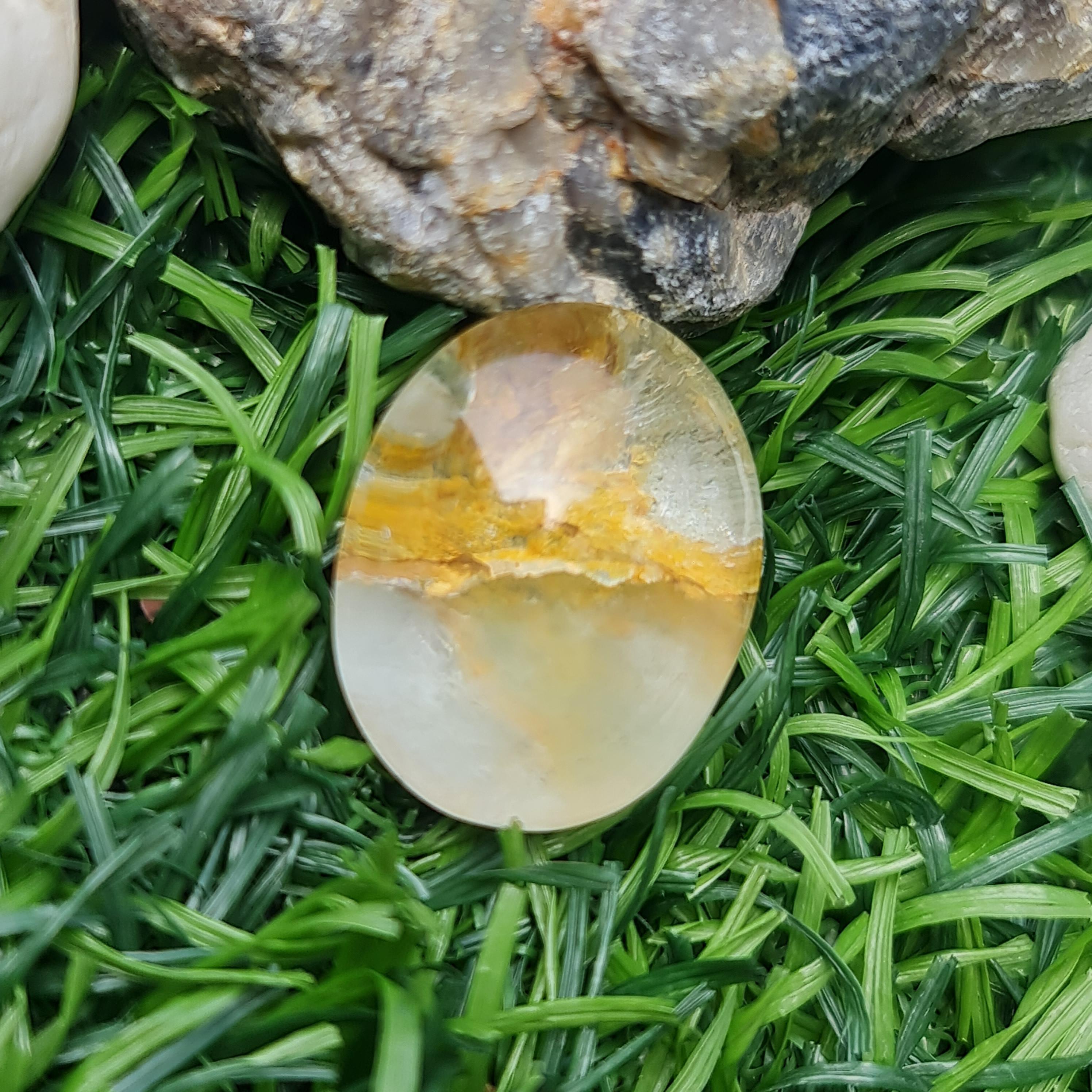 โป่งข่าม ควอตซ์ Rutilated Quartz 31.50 กะรัต Cts. พลอยแท้ อัญมณีมงคลประจําวันเกิด เครื่องประดับพลอย