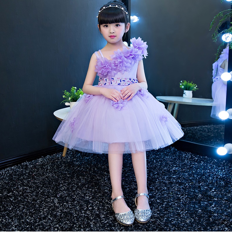 Pre-order ชุดราตรีเด็ก สีม่วง ไหล่เฉียง แต่งดอกไม้ ปักเลื่อมคาดเอว กระโปรงพองสวย ซิปหลัง