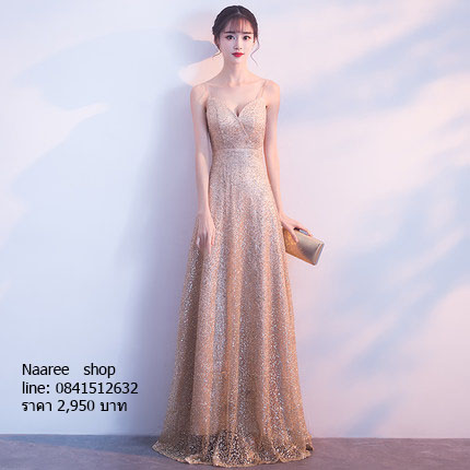 ชุดราตรียาวสายเดี่ยวสีทองแต่งกากเพชรสวยหรู (ซิปหลัง)