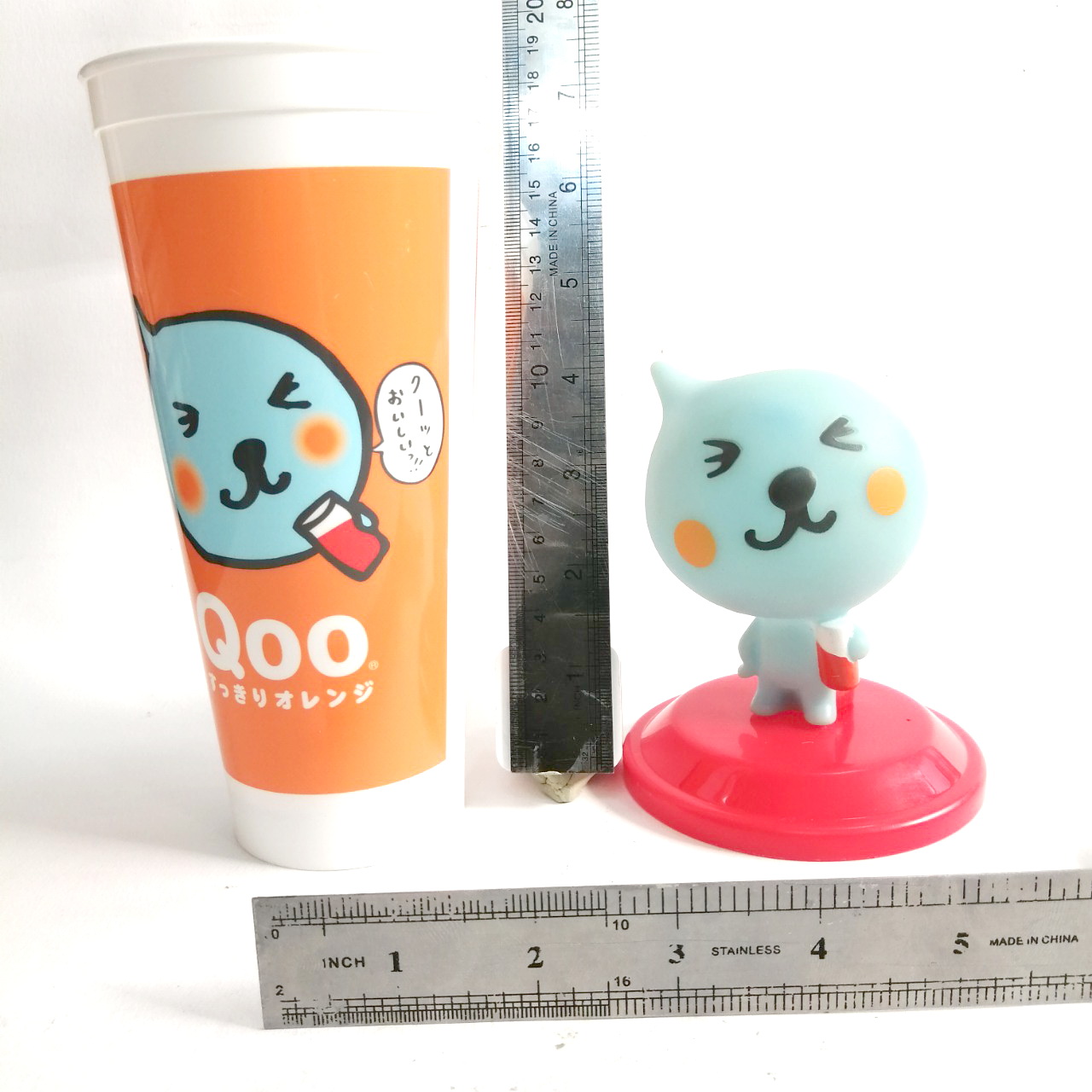 ท็อปเปอร์ Qoo ขนาดตามรูป สภาพดี ขายพร้อมแก้ว ไม่ชำรุด มีรอยบ้าง