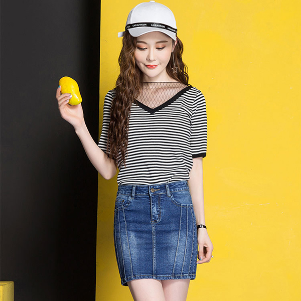 กระโปรงยีนส์แฟชั่น ทรงเอ แต่งกระเป๋าคู่ (11802X)