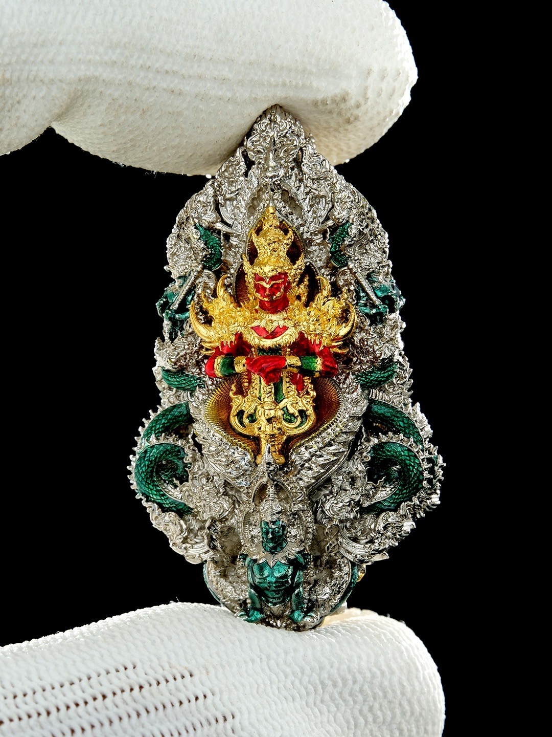 ท้าวเวสสุวรรณเหรียญจำปี รุ่น เหนือสยาม รายการพิเศษเฉพาะศูนย์จอง เนื้อบรอนซ์ชุบเงินลงยา ราคา 2,599 บาท