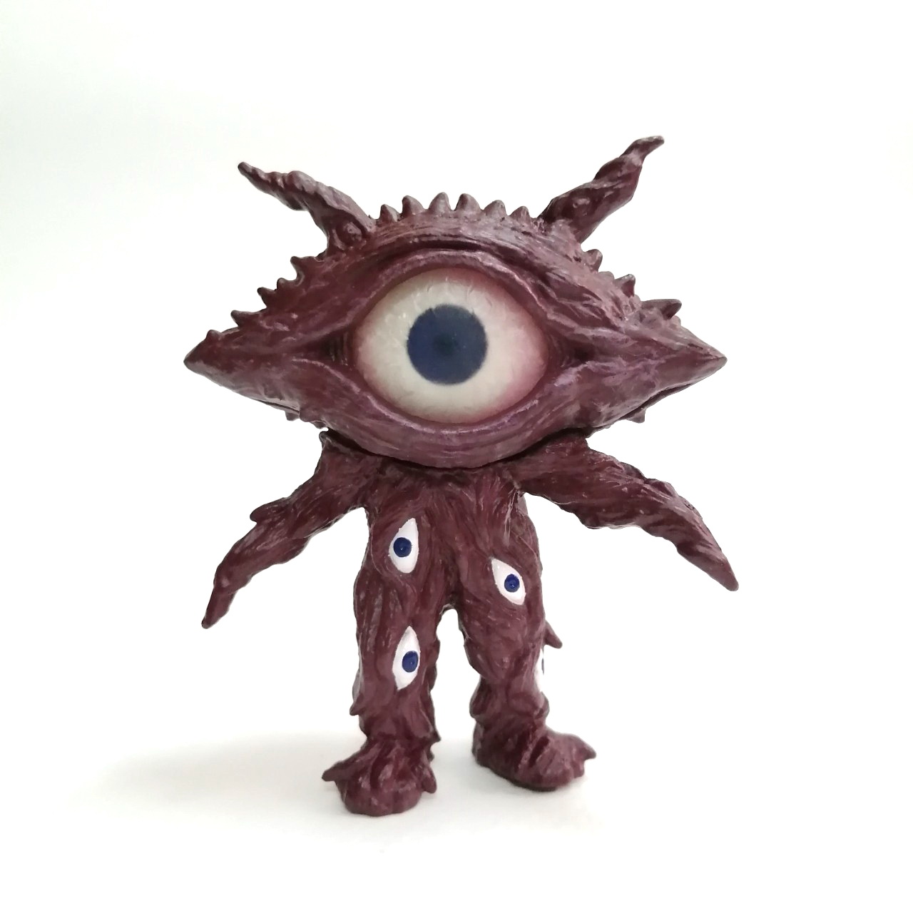 กาชาปอง ขนาดตามรูป สัตว์ประหลาด กันคิว มีรอยบ้าง