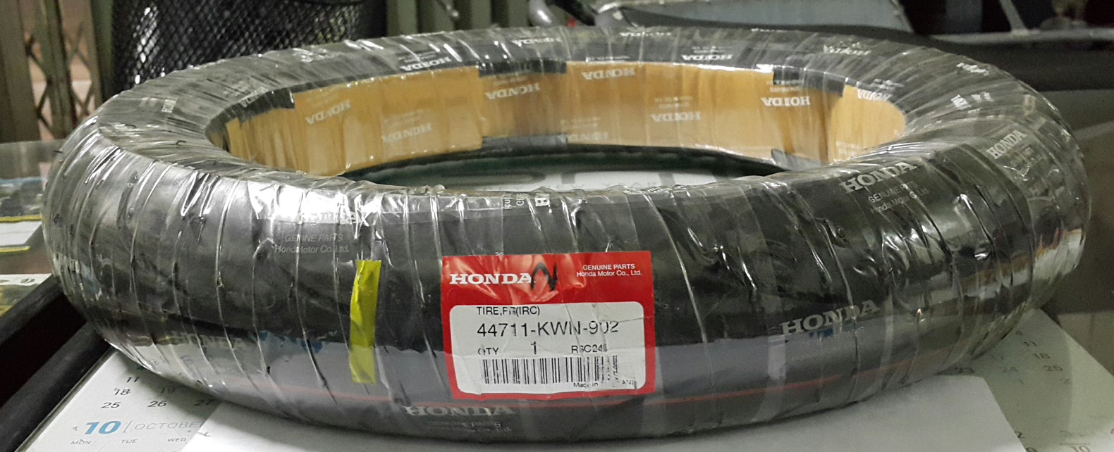 ยางนอกล้อหน้า PCX125,150(IRC)เบอร์ 90/90-14