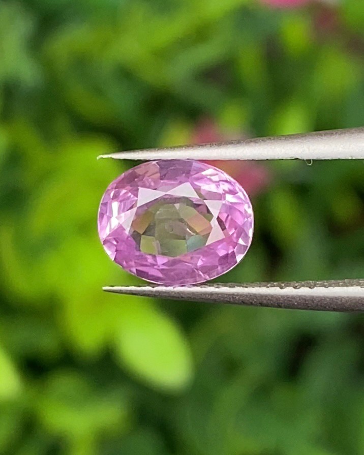 พลอย ชมพู พิ้ง แซฟไฟร์ Pink Sapphire 1.47 กะรัต (Cts.) พลอยแท้ อัญมณีมงคลประจําวันเกิด เครื่องประดับพลอย