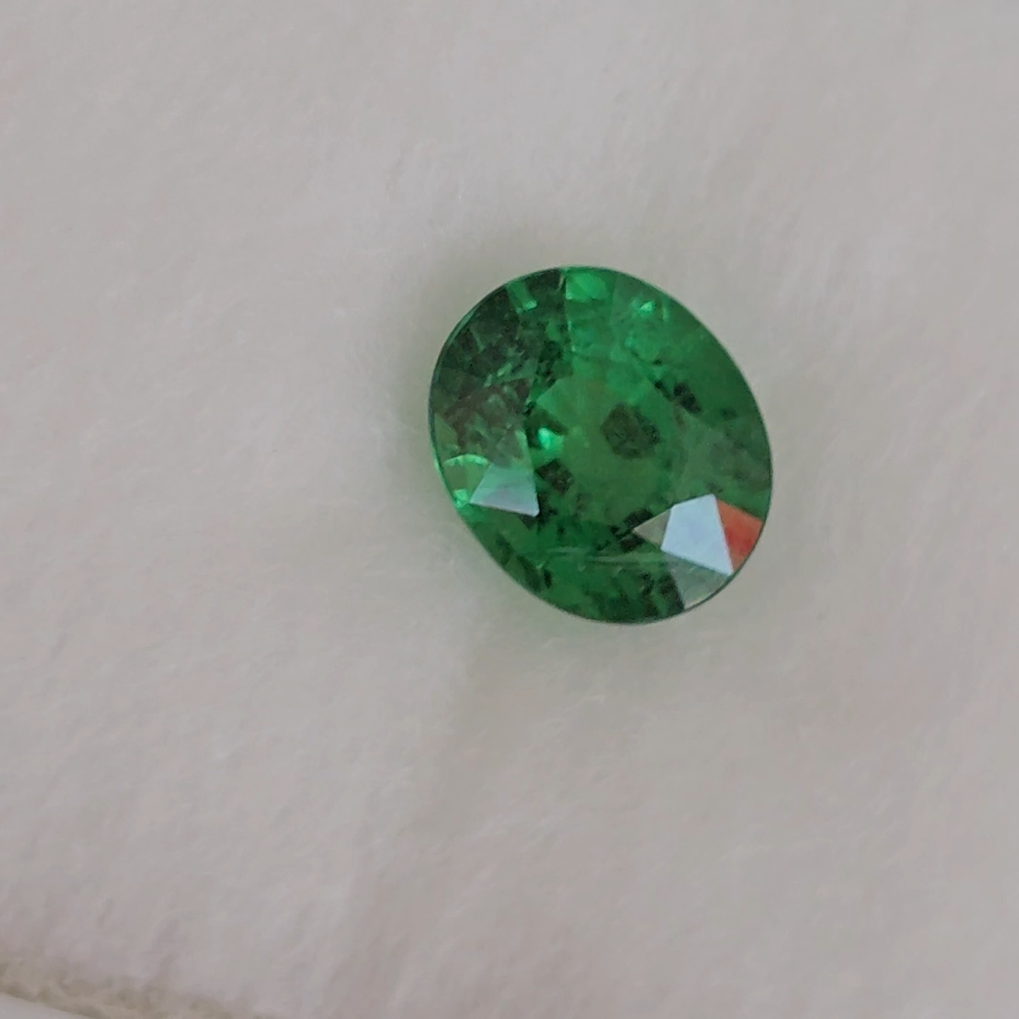 พลอย ซาโวไรท์ Tsavorite Garnet 1.06 กะรัต (Cts.) ดิบ Unheated พร้อมใบเซอร์ อัญมณีมงคลประจําวันเกิด เครื่องประดับพลอย