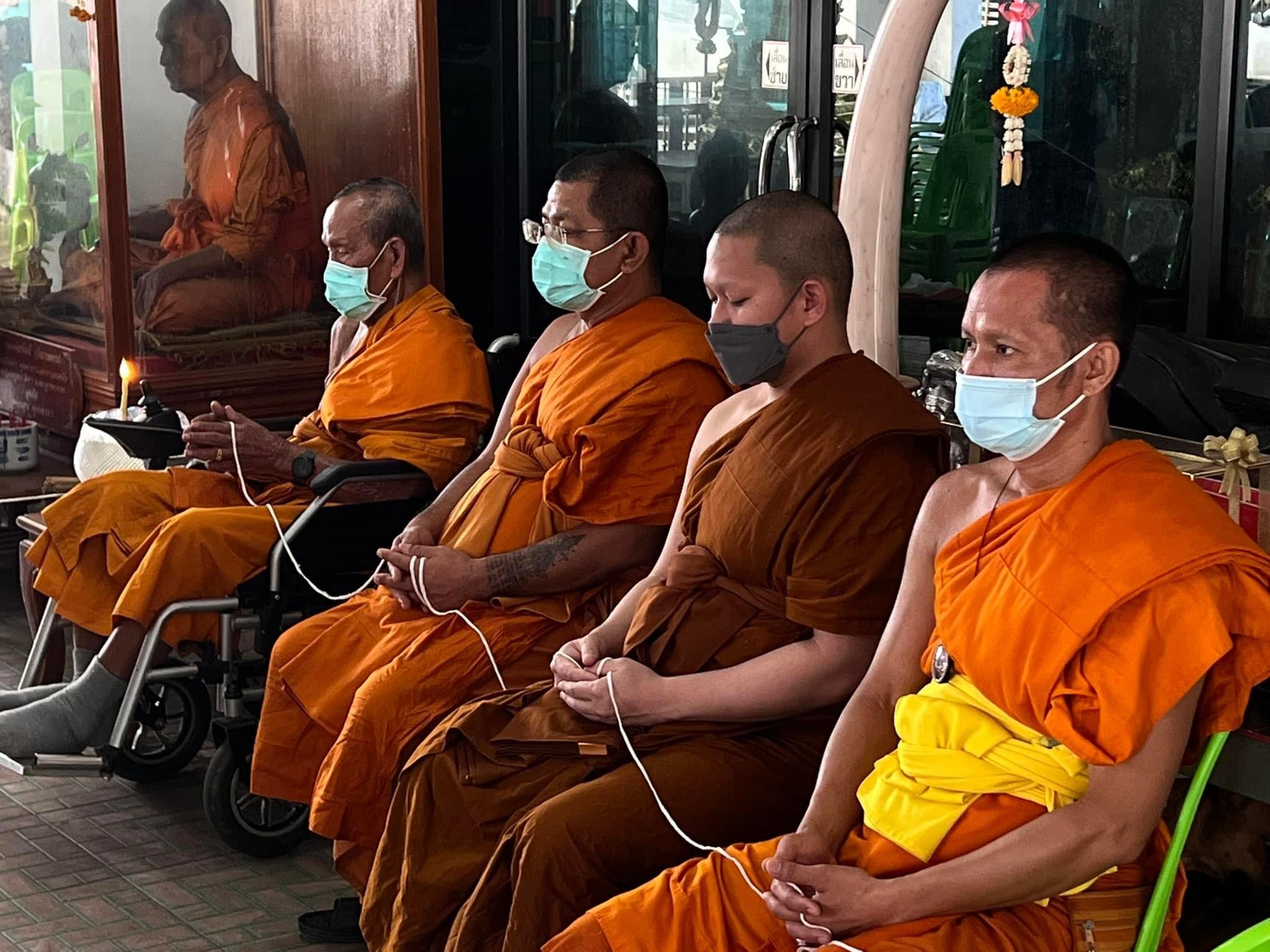 พระอุปคุตอุดมทรัพย์ ขนาด 5 เซนติเมตร เนื้อบรอนซ์ชุบทองลงยา