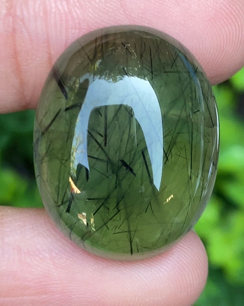 ไหมดำ พรีไนท์ Prehnite with Black tourmaline 36.83กะรัต Cts. พลอยแท้ อัญมณีมงคลประจําวันเกิด เครื่องประดับพลอย