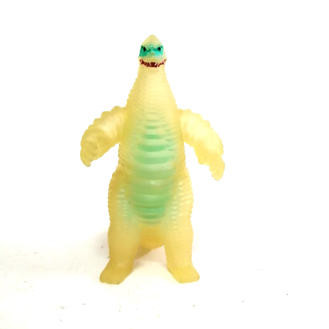 ซอฟ 3.5 นิ้ว สัตว์ประหลาด เรดคิง ตัวร้ายจาก อุลตร้าแมน รุ่นตัวพิเศษเคลียร์ใส ทำสียางจุด ขนาดตามรูป สภาพดี มีรอยบ้าง