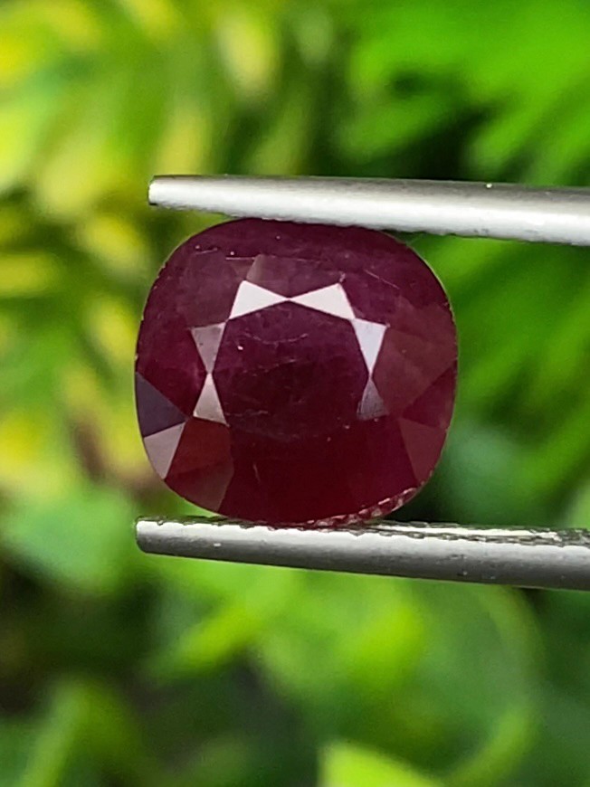 พลอย ทับทิม พม่า (Burmese Ruby Sapphire) 4.07 กะรัต พร้อมใบเซอร์ พลอยแท้ อัญมณีมงคลประจําวันเกิด เครื่องประดับพลอย