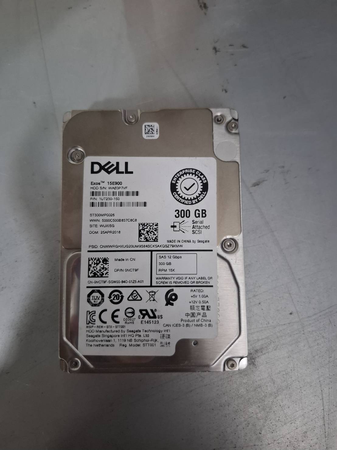 Harddisk Server SAS Dell 300GB 12Gbps 15K